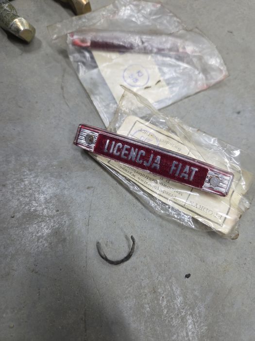 Licencja fiat 125p fiat 126p emblemat