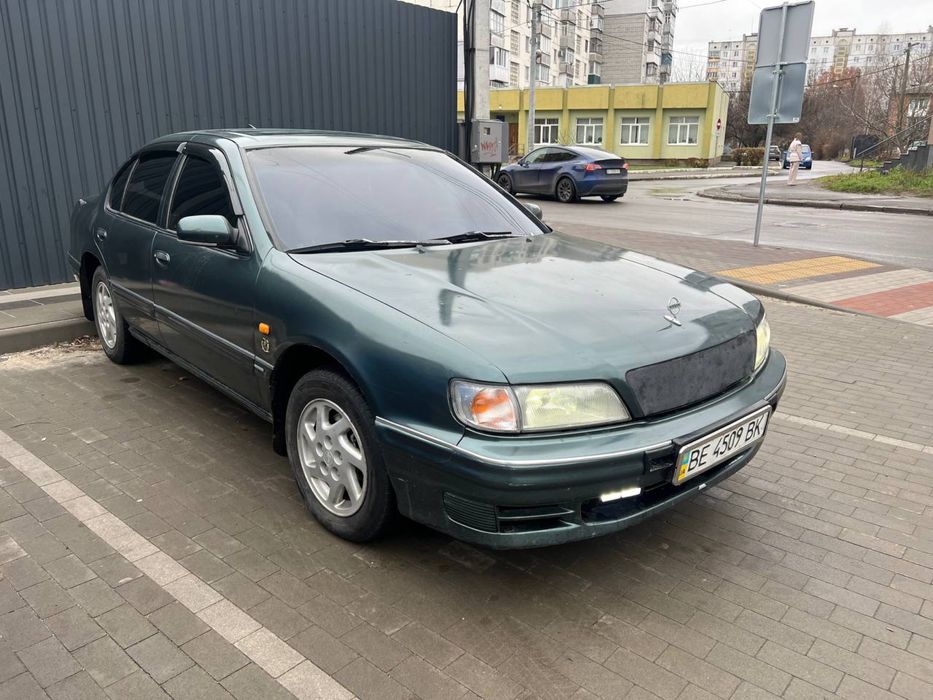Продам нісан максіма