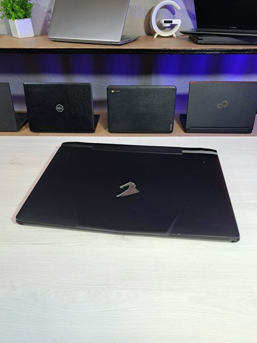 Ноутбук Gigabyte Aorus/i7-7820HQ/32 Gb/512 Gb/GeForce GTX 1070 8Gb