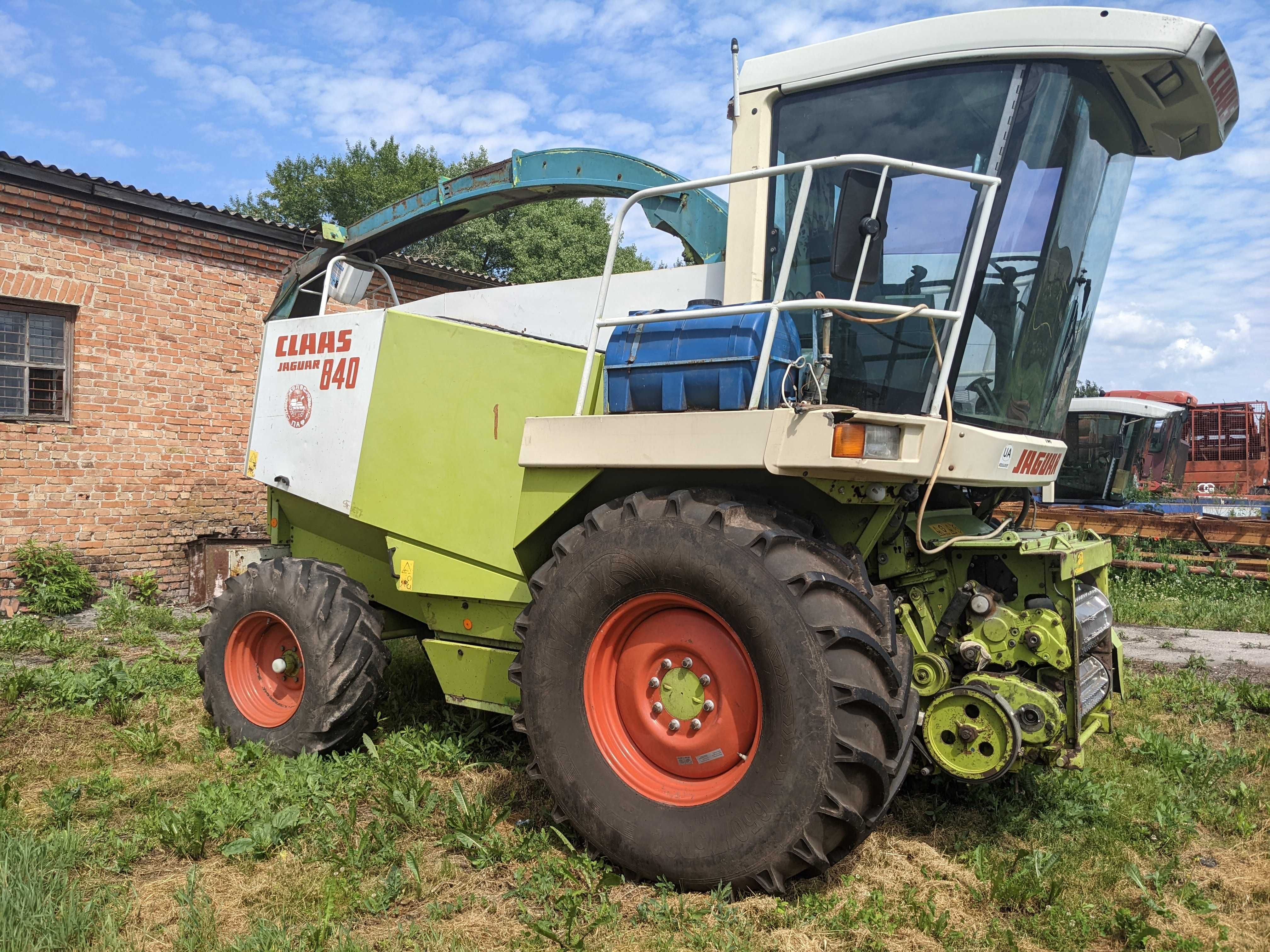 CLAAS Jaguar 840 комбайн