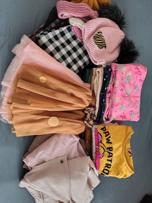 Paka ubrań dziewczęcych 122/128