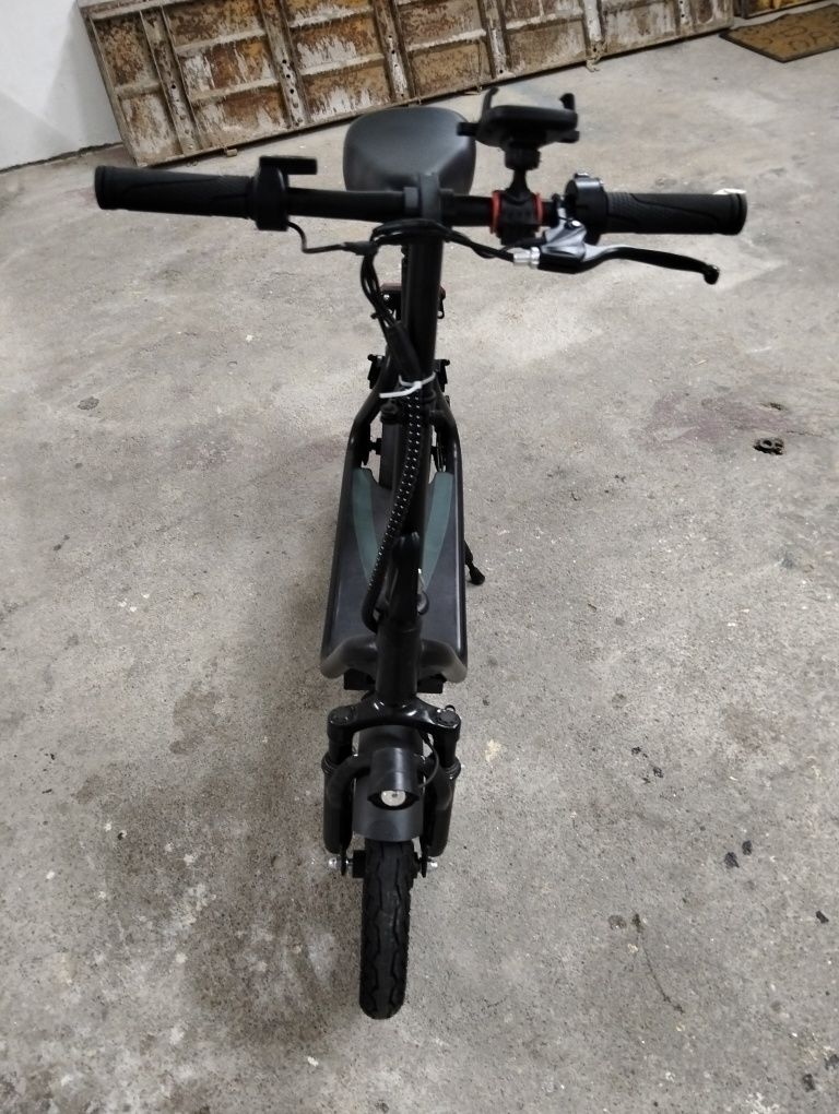 Vendo scooter elétrica