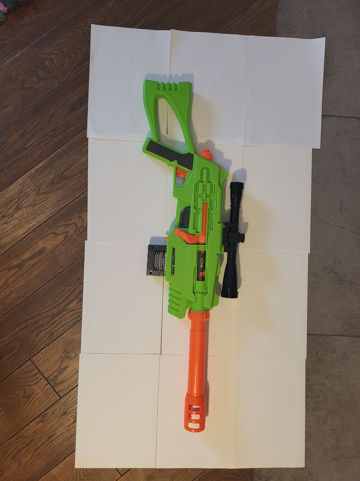 Nerf Master Tek BuzzBee