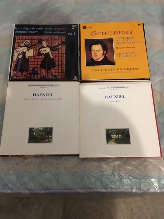 Discos de vinil em excelente estado.