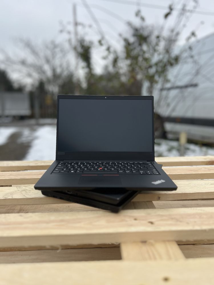 Ноутбук Lenovo ThinkPad E14/i5-10210U/8GB/SSD 256GB/14.0" Full HD IPS