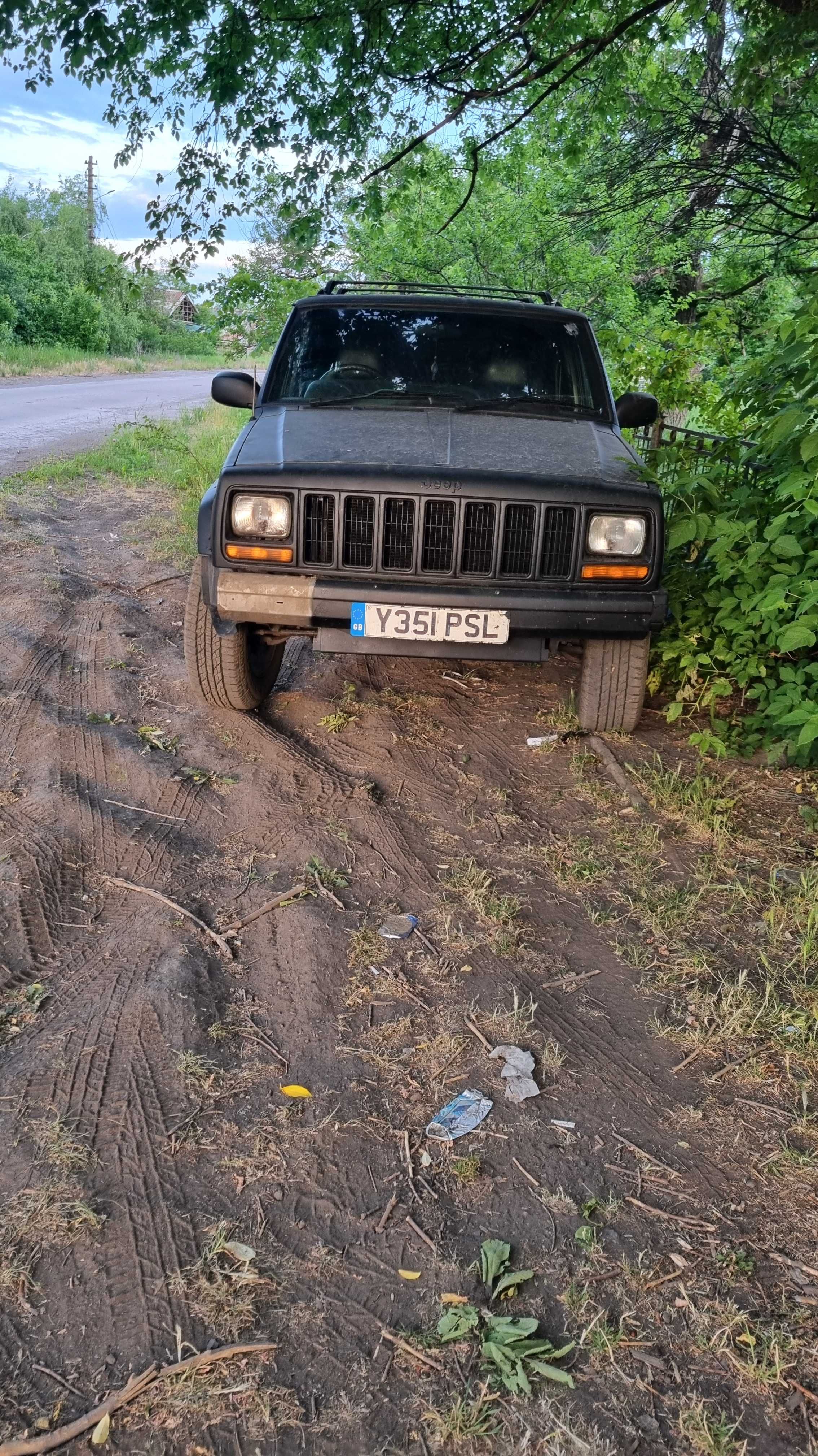 Джип Черокі 2.5 тді