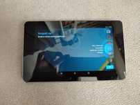Asus Nexus 7 w pełni sprawny z lekkimi pęknięciami obudowy