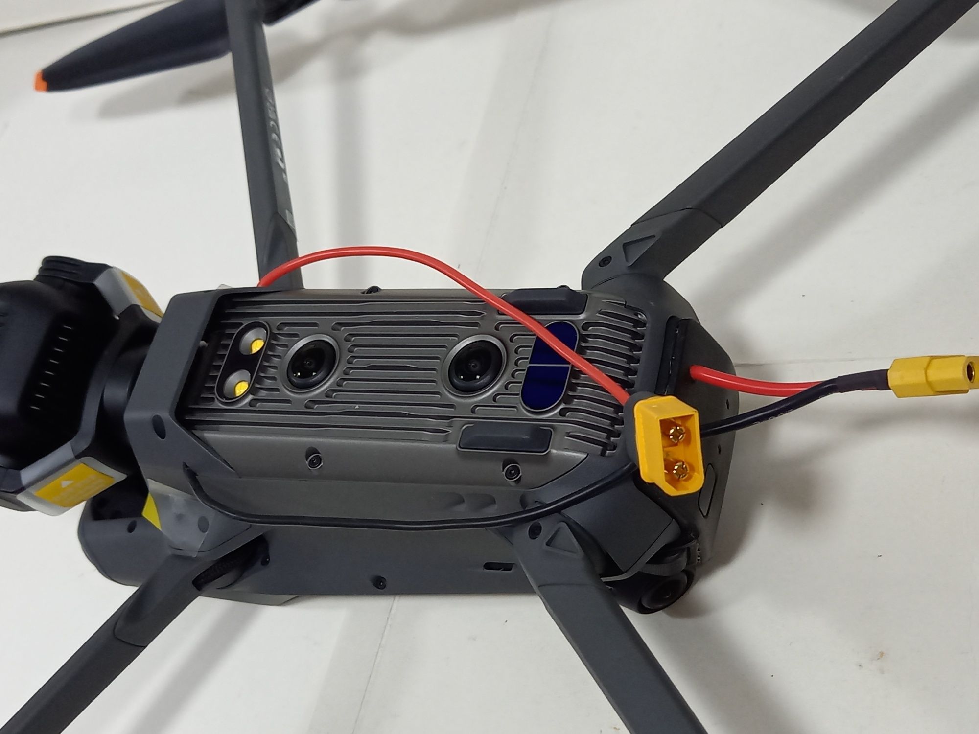 Квадрокоптер DJI Mavic 3 Pro (Model L25)