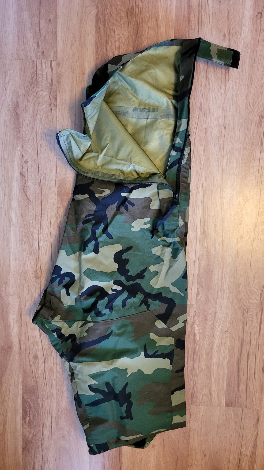 Spodnie gore tex woodland rozmiar L/R