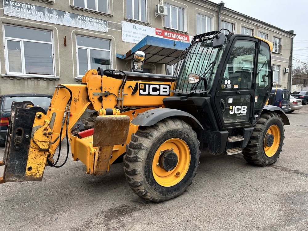 Телескопічний навантажувач JCB 535-125