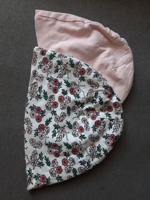 Zestaw czapek na jesień czapeczka czapki 74 dla dziewczynki Sinsay