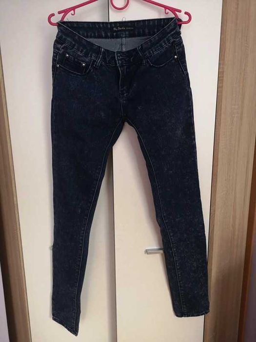 Jeansy proste nogawki