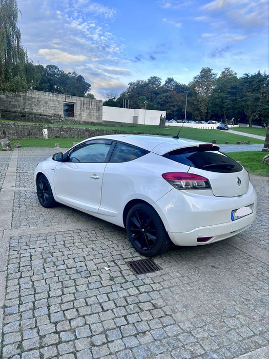 Renault Megane Coupe - Bose Edition - full extras