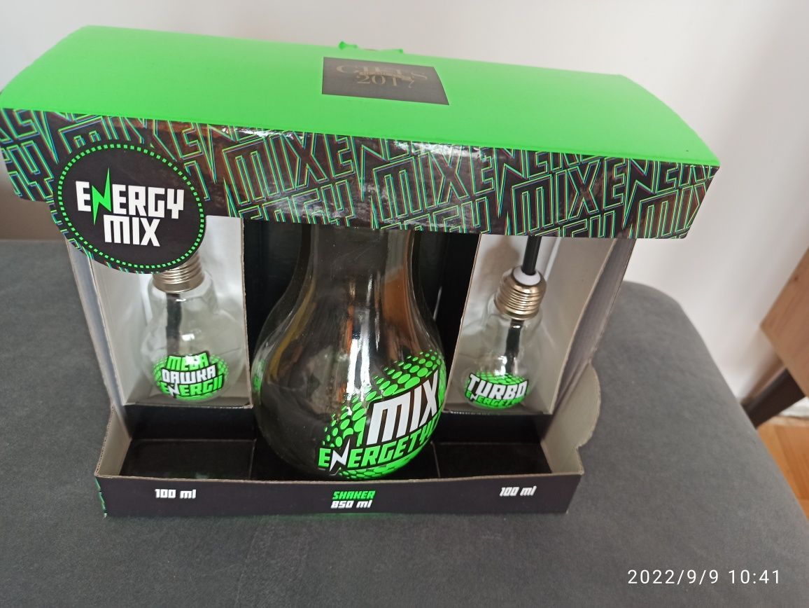 Zestaw Energy Mix na prezent- shaker +2 szklanki żarówki