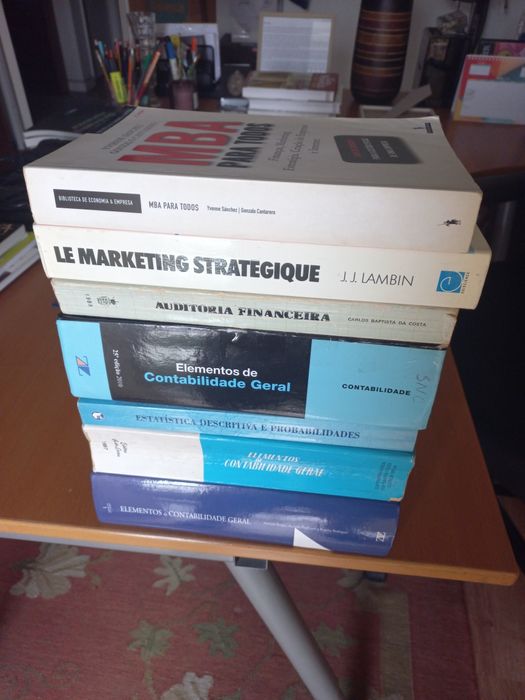Livros de estudo, muito bom estado,
