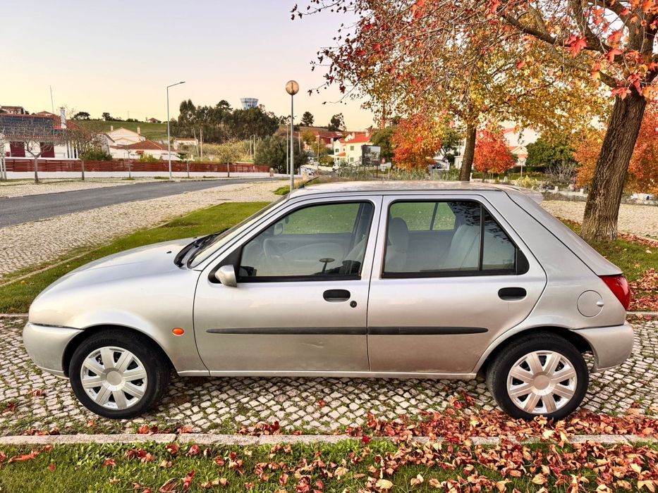 Ford fiesta ar condicionado