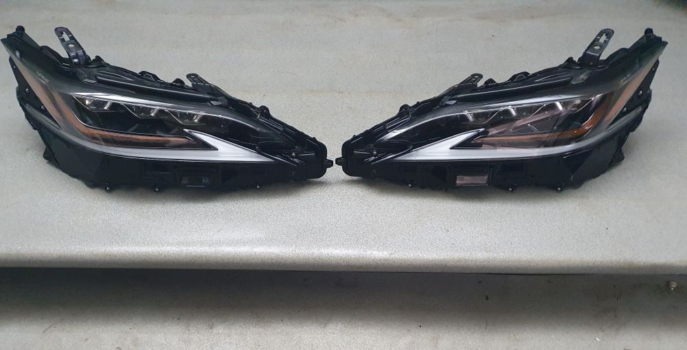 Фари  Lexus ES 2018-2024 розборка