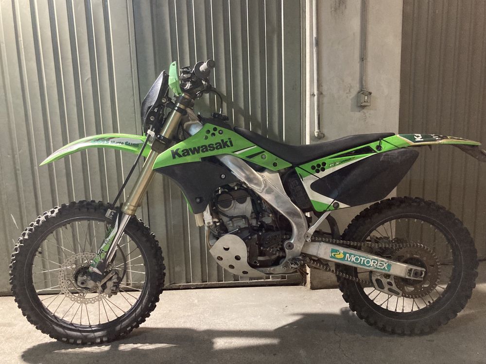 Aceito troca por mota 125 até 11kW. Kawasaki kx250f matriculada