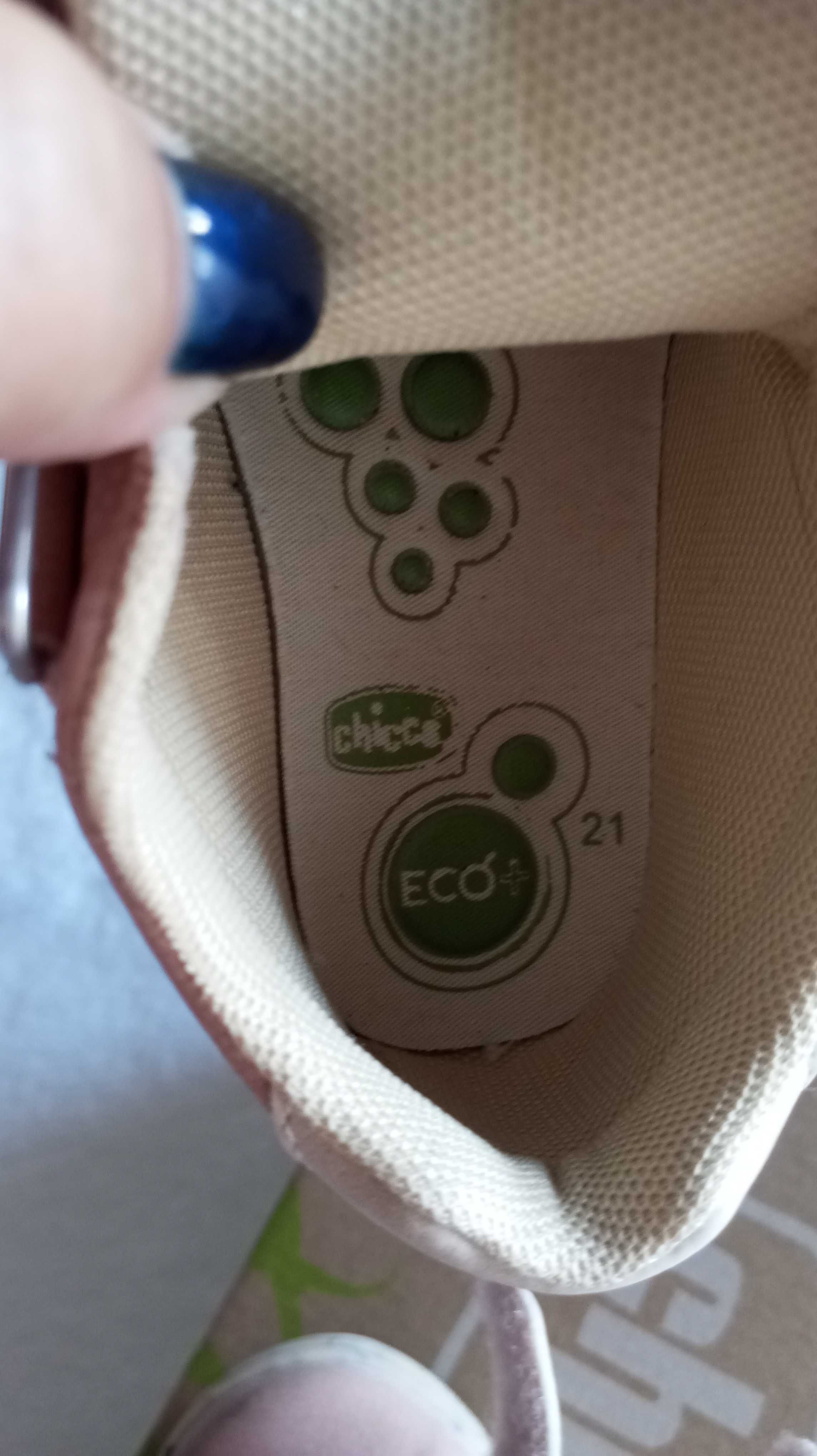 Sapatos Chicco tamanho 21