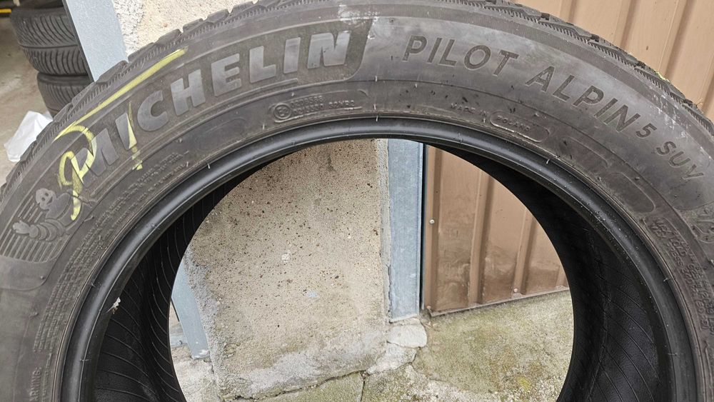 Opony Michelin Pilot Alpin 5 Suv zima 235/55/R19 4szt.