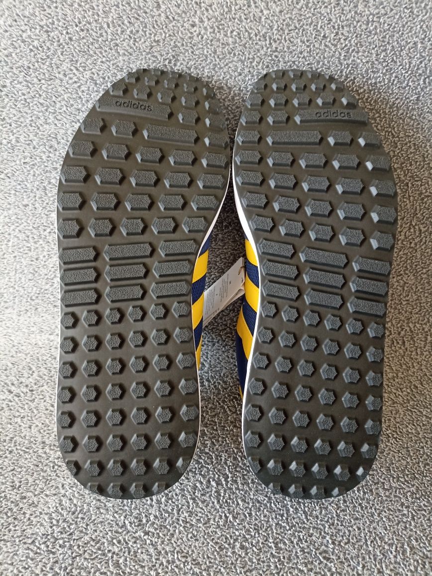 adidas - RUN84      R.46 2/3