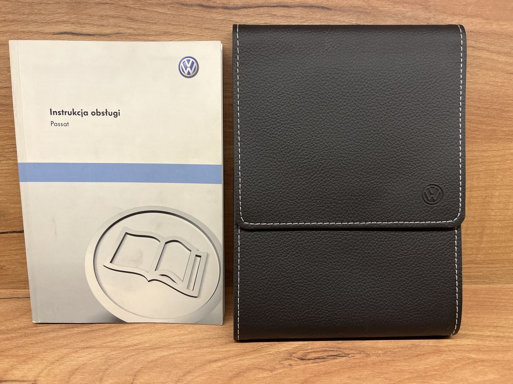 Instrukcja obsługi Volkswagen Passat wydanie 2009 + etui