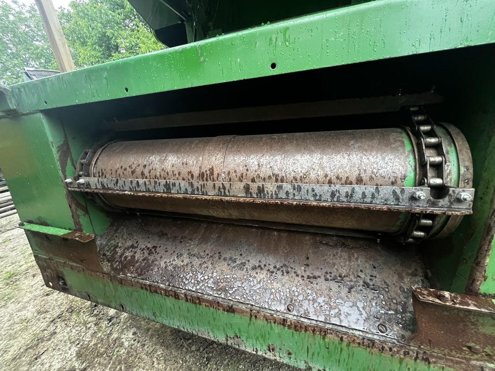 Комбайн зернозбиральний John Deere 1055/John Deere 1055 жатка 3,65
