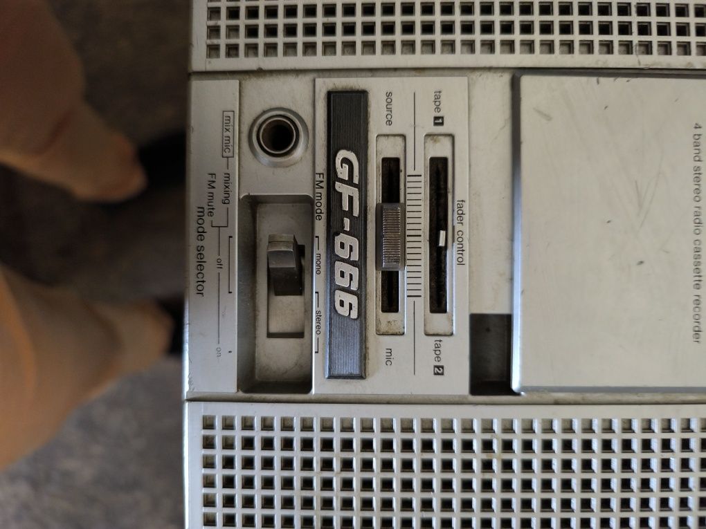 Radiomagnetofon Sharp gf-666 Ghettoblaster
