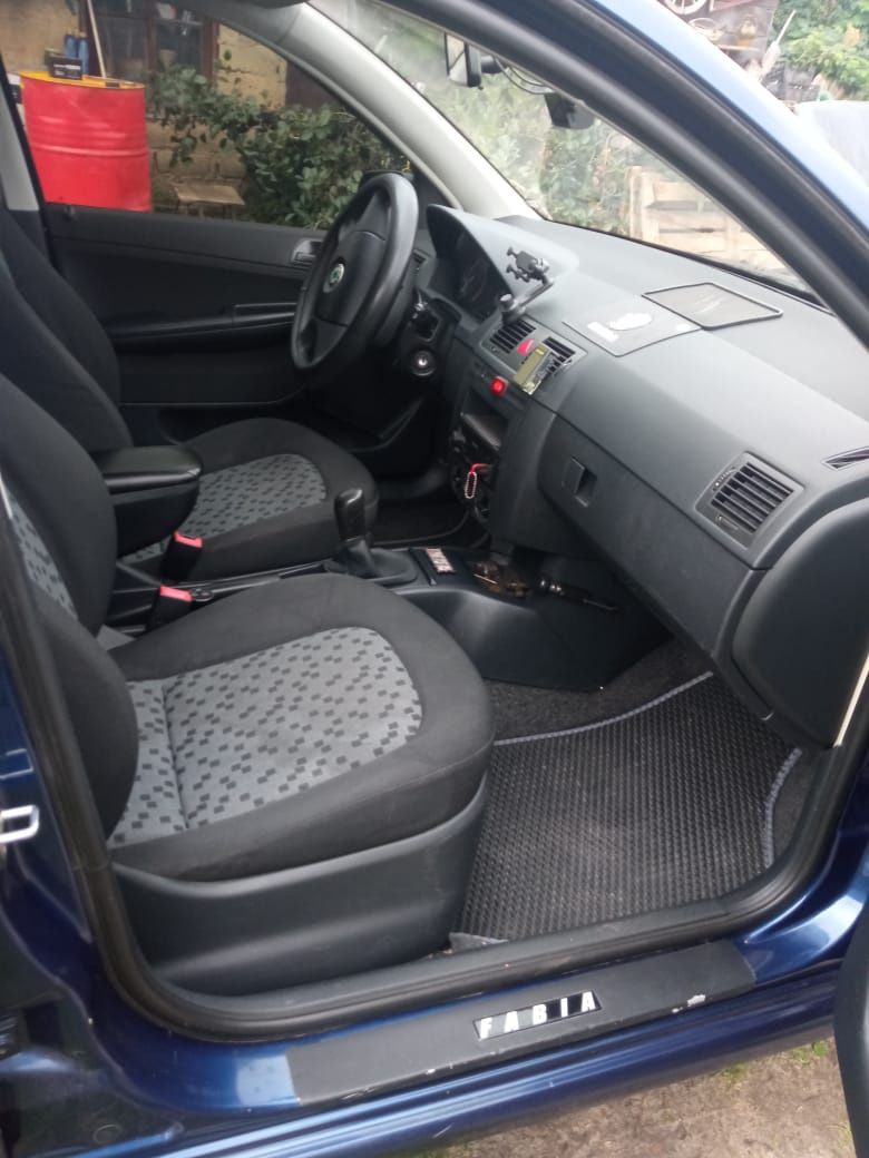 Продам Shkoda Fabia 2007г. Объем 1.2 первое поколение