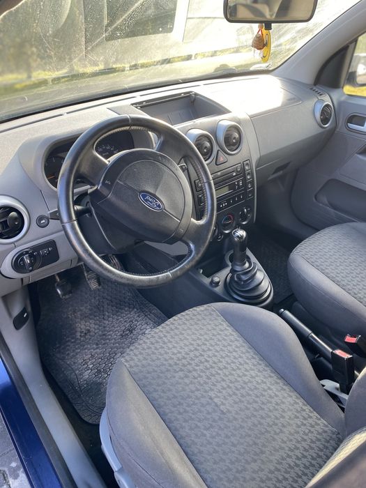 Продаєть Ford Fusion 2003 1.4 Disel