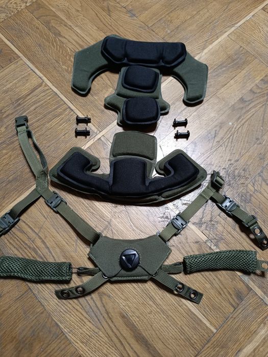 Підвісна система на шолом