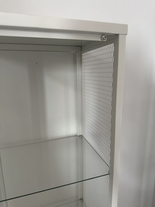 Witrynka baggebo IKEA biala