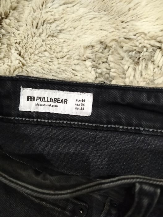 Чоловічі джинси pull and bear