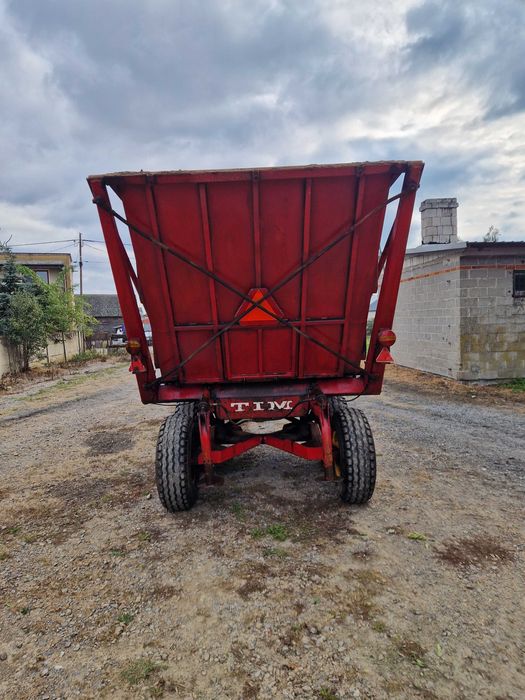 Przyczepa przeladowcza wysokiego wywrotu tandem TIM 6 T wywrotka