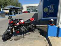 Ducati Monster 937