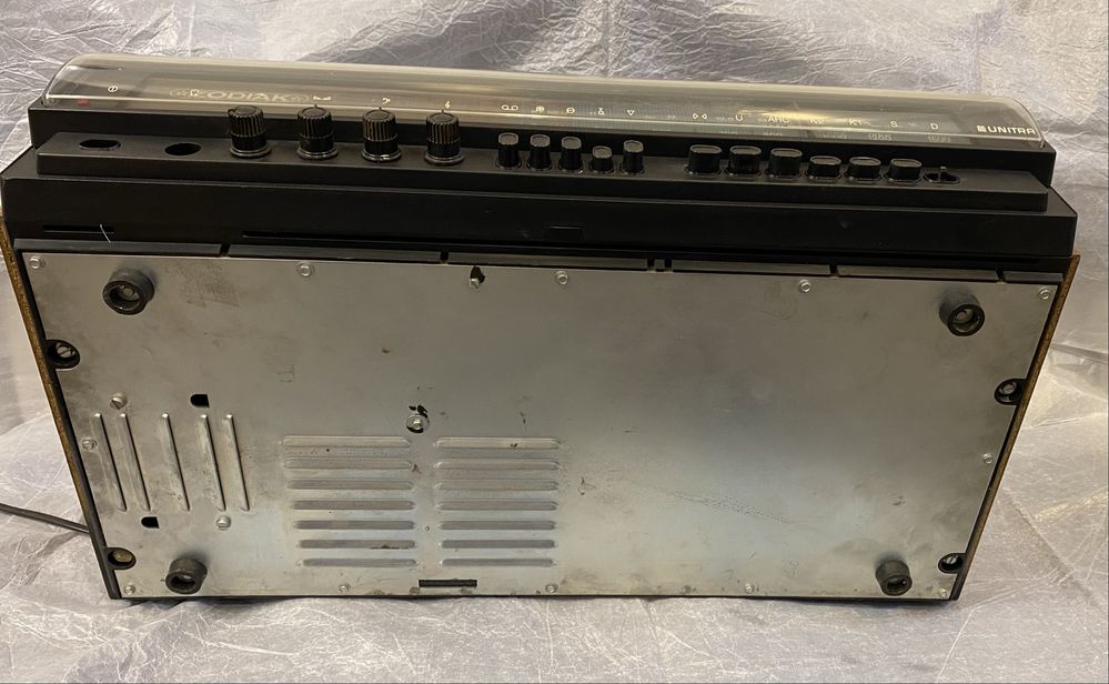 Unitra Diora Zodiak DSS 401  radio stereo amplituner radioodbiornik