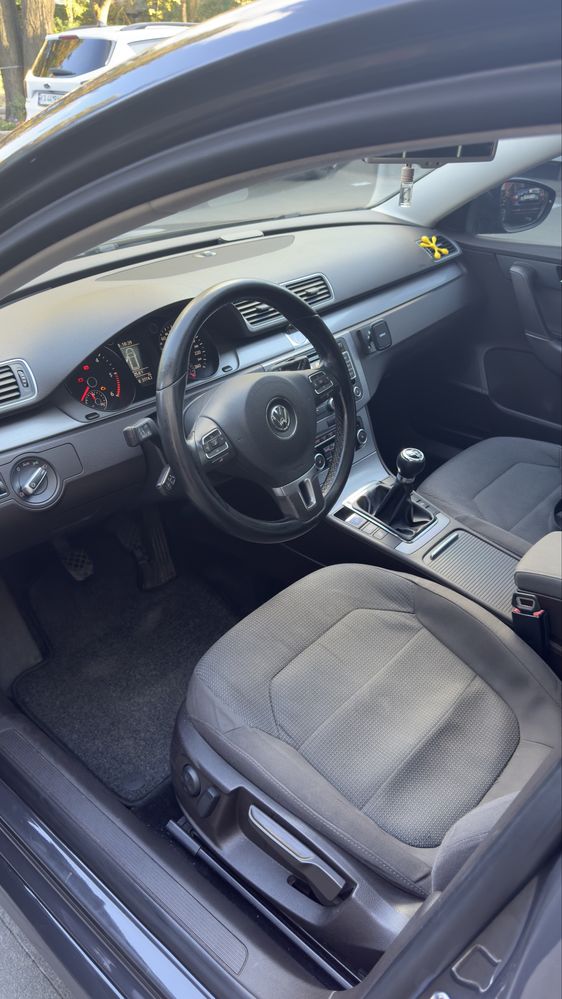 Volkswagen Passat b7