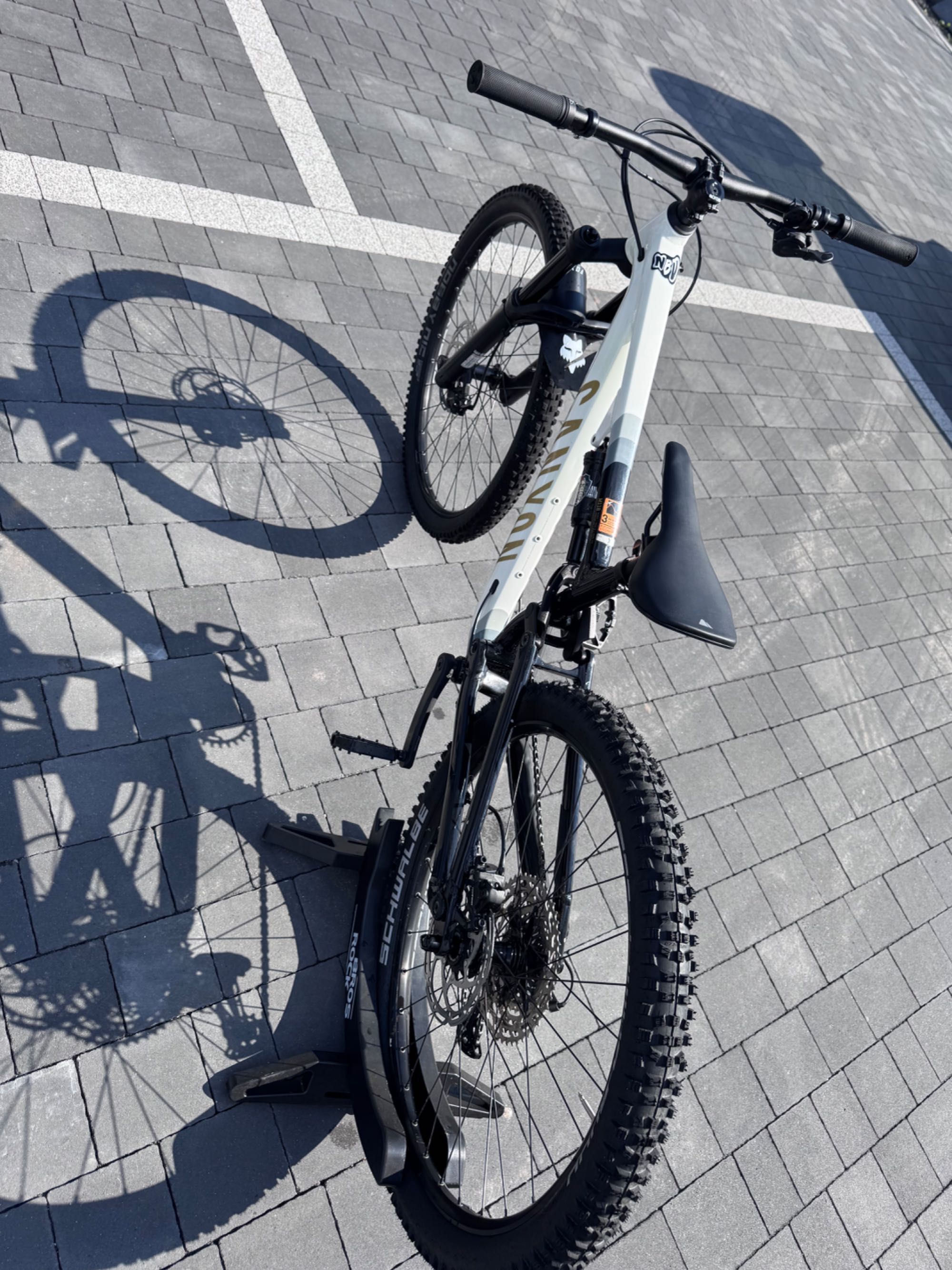 Canyon Young Hero Neuron 2023  XS