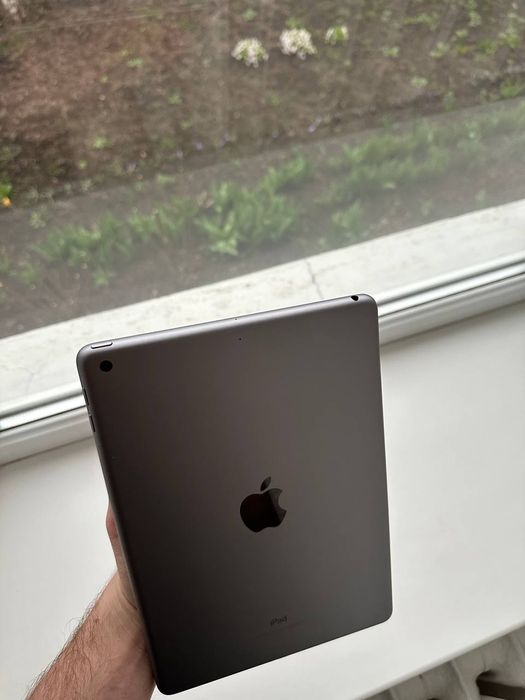 iPad 6 покоління 128Gb Wi-Fi (2018)