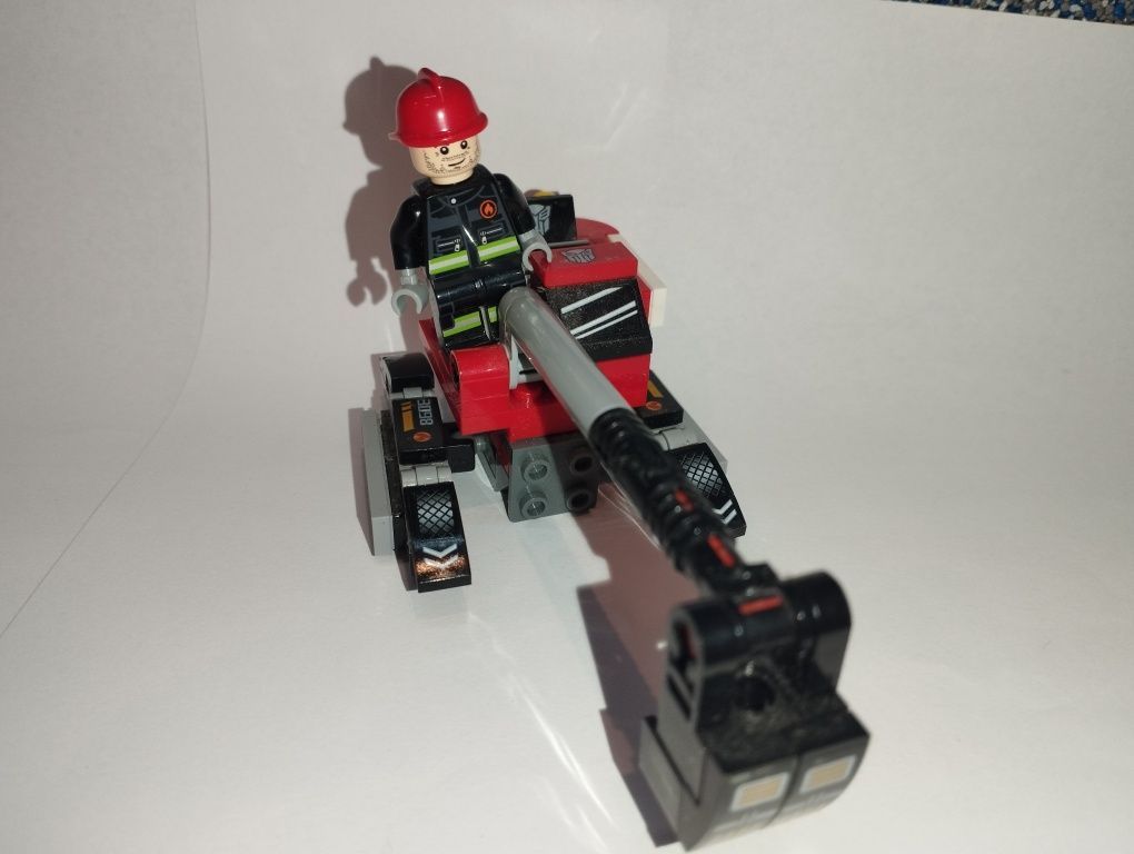 Конструктор лего lego fire truck екскаватор