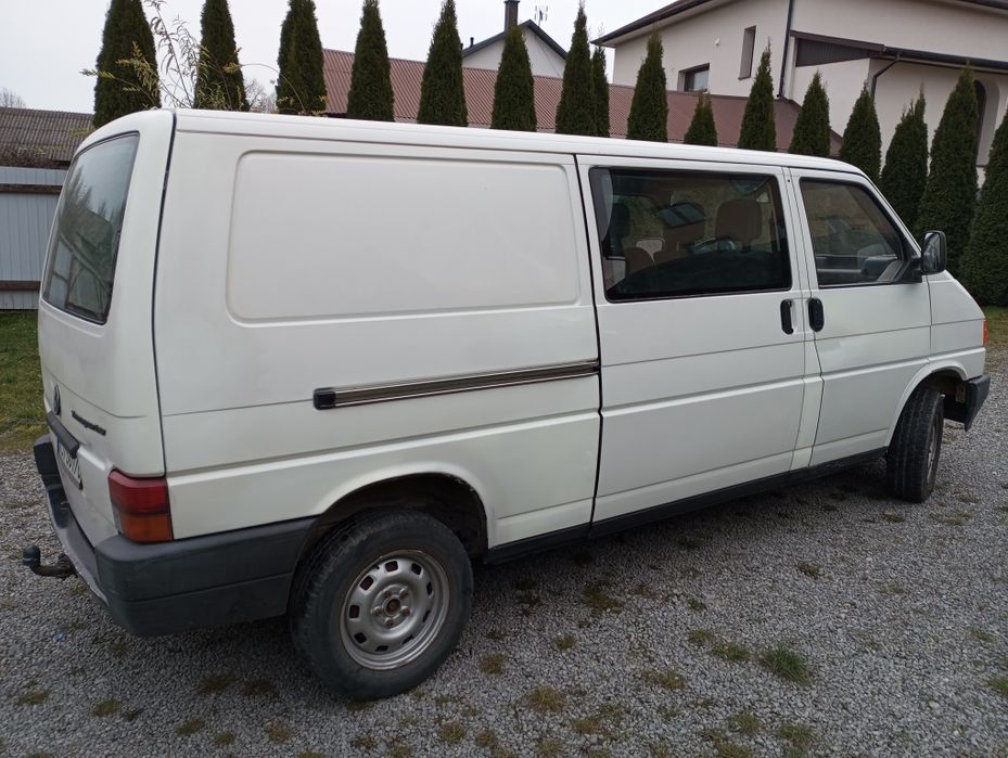 VW Transporter T4 / 1.9 TDI / long / 6 osób/
