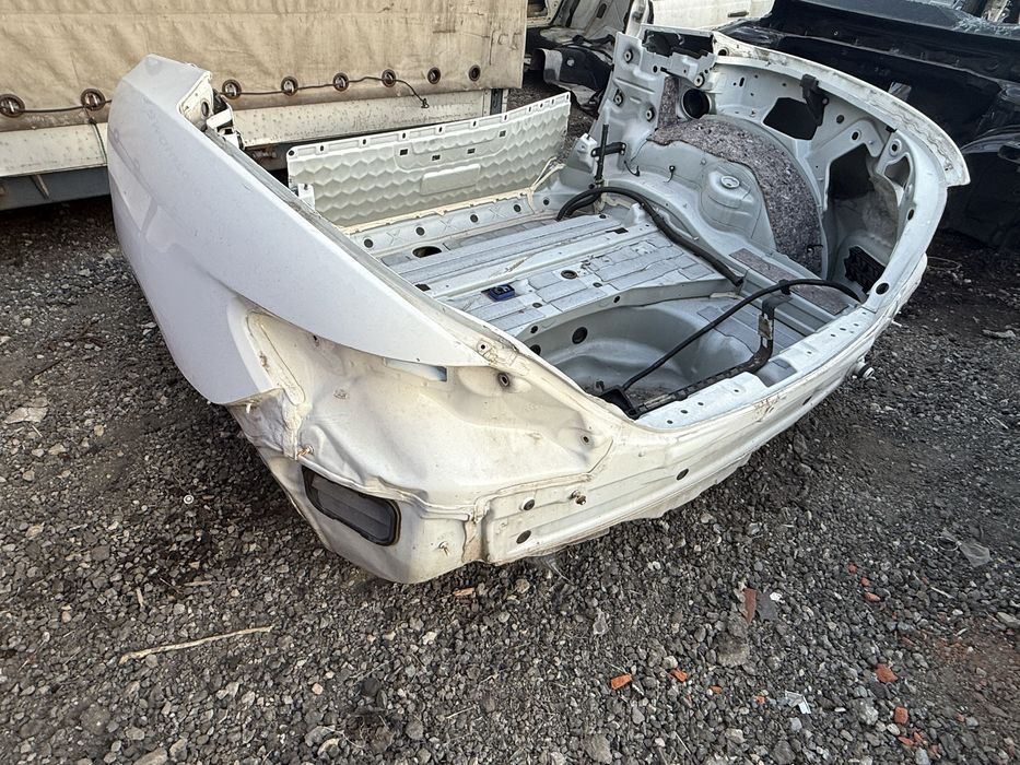 Mercedes w172 SLK Ćwiartka tyl Lewa Prawa