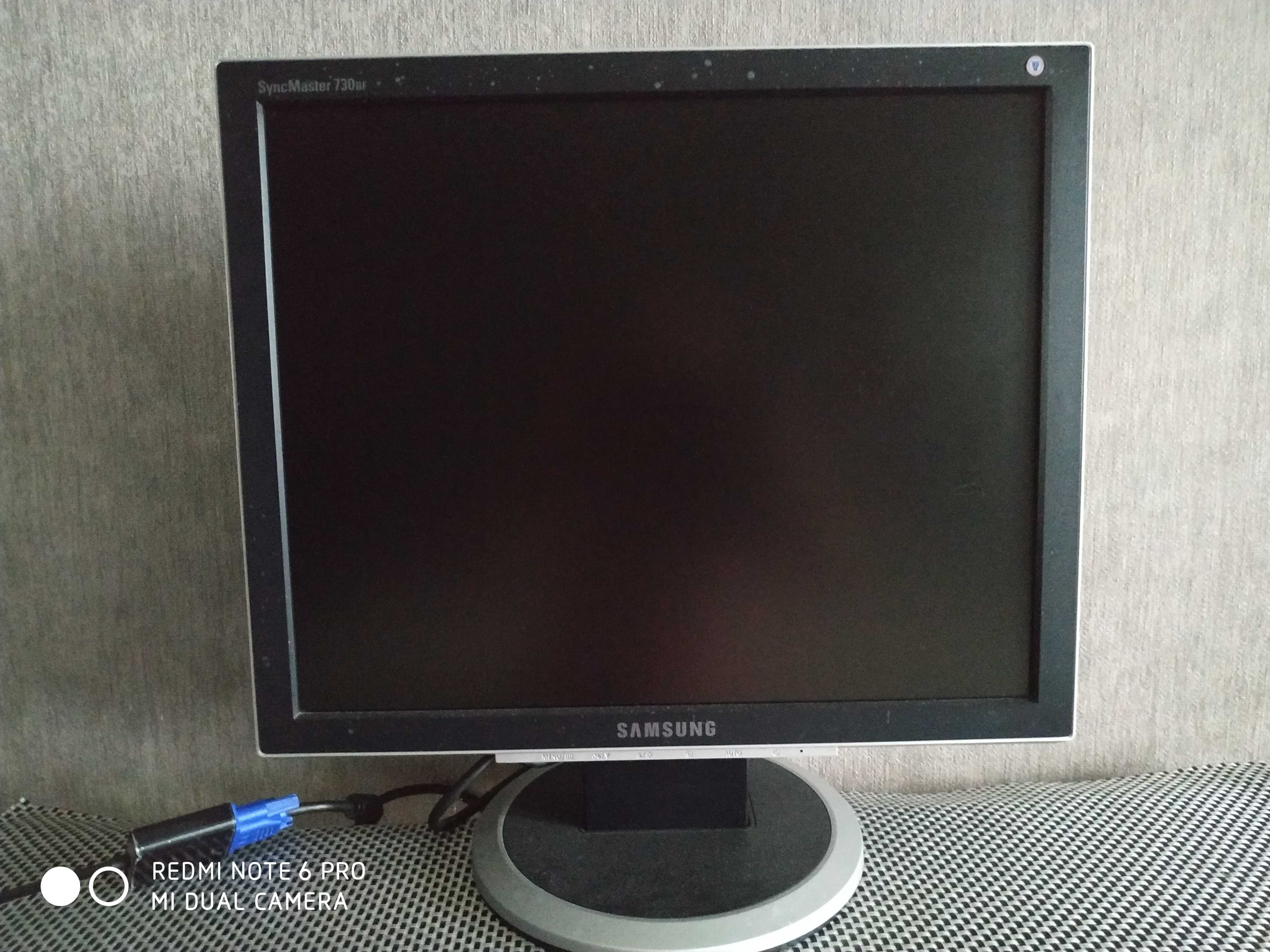 Монитор Samsung 17"