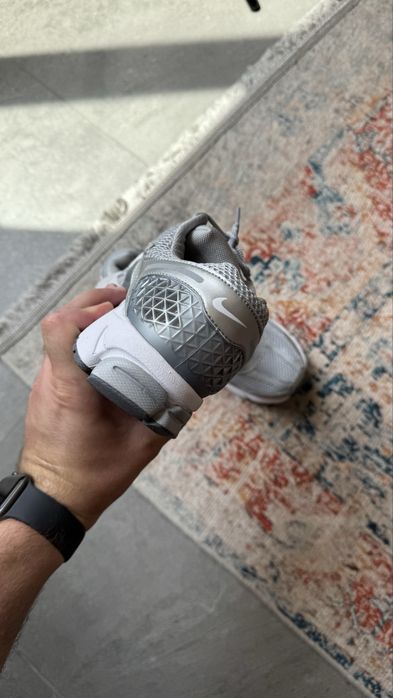 Кросівки Nike Zoom Vomero 5 “Photon Dust” оригінал