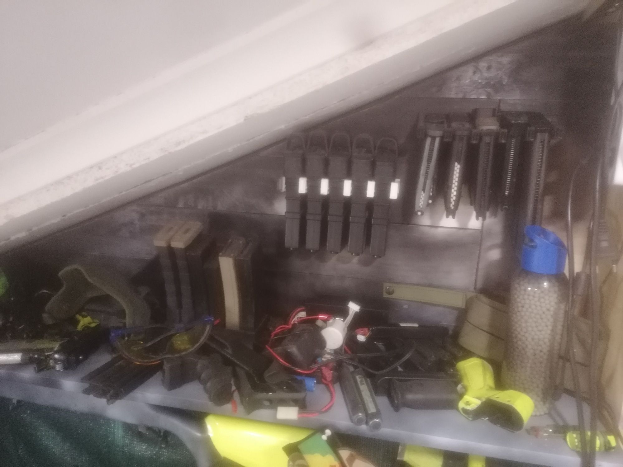 Matérial de airsoft (LER DESCRIÇÕES)