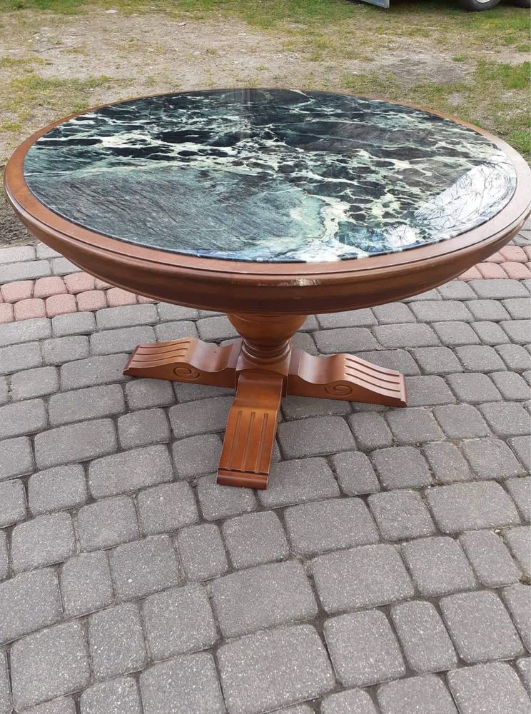 Dębowy stół z marmurowym blatem
