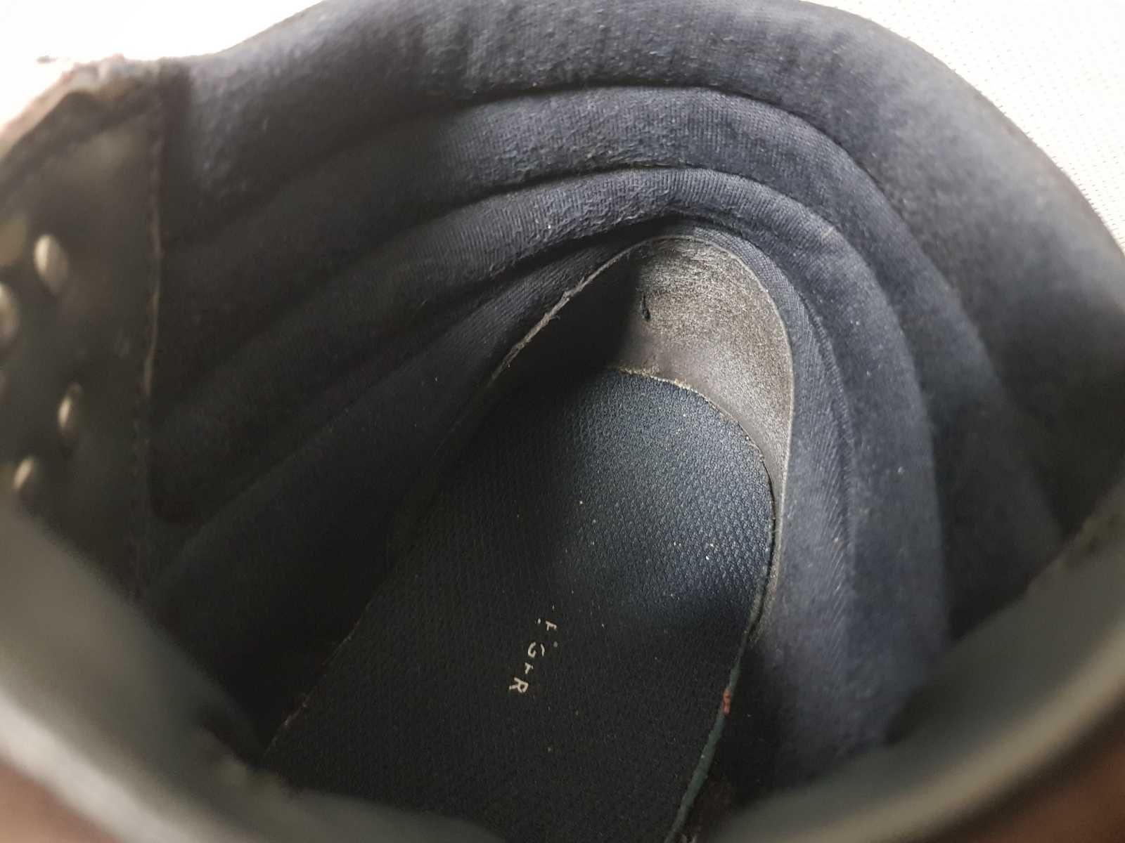 TOMMY HILFIGER - SUEDE BOOT / Męskie Trzewiki roz. 45 - 29 cm