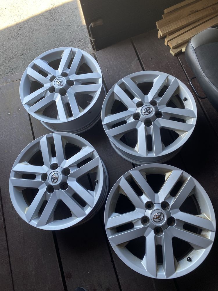 R17 5*114,3 et45 d60,1 Toyota rav 4 , C-HR, avensis