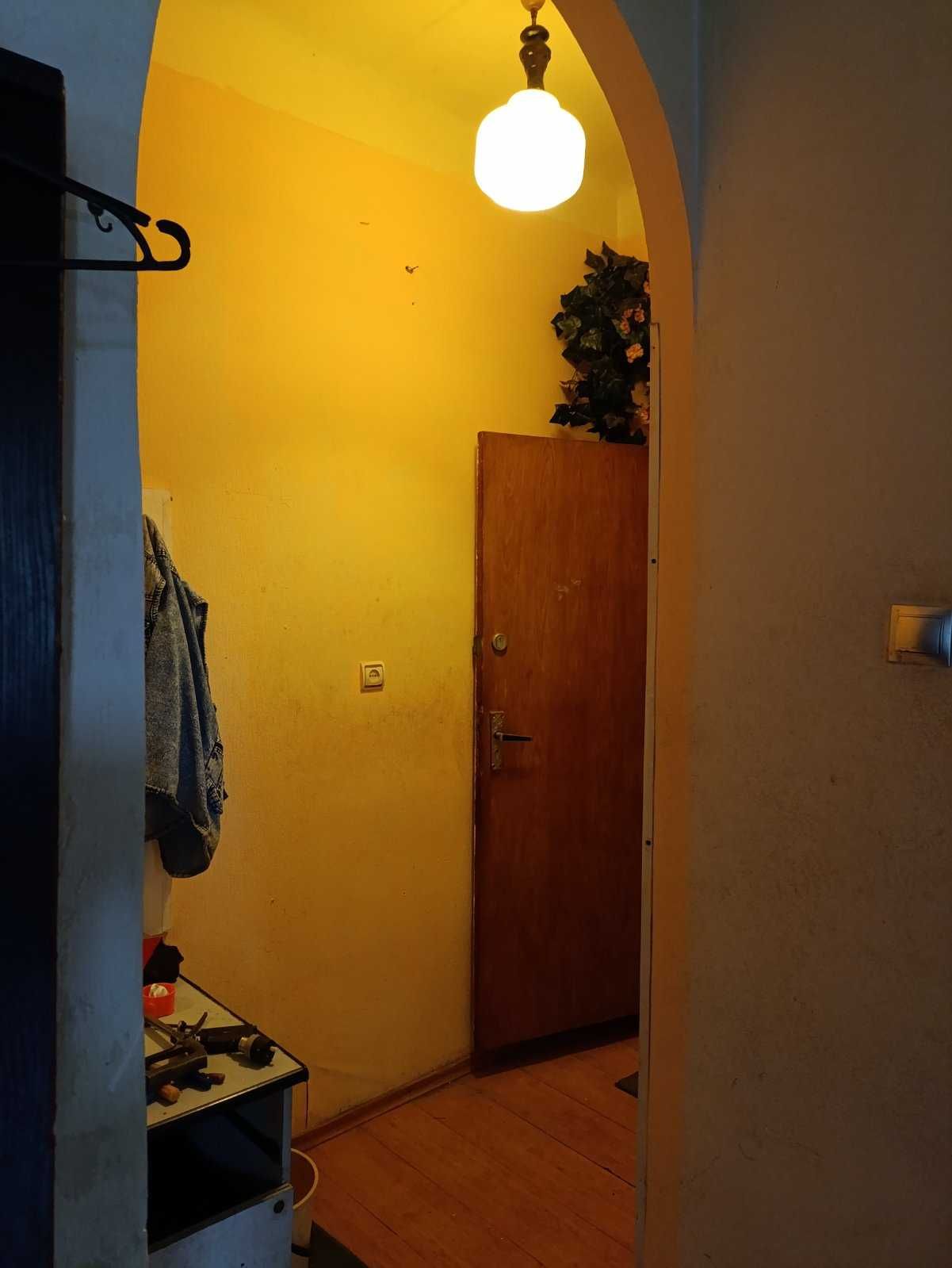 Продам 1 к. кв. пер. Основянский