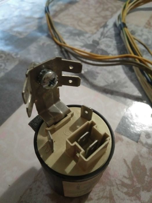 Конденсатор(фильтр сетевой)411323410 для стиралки Electrolux EWT13620W